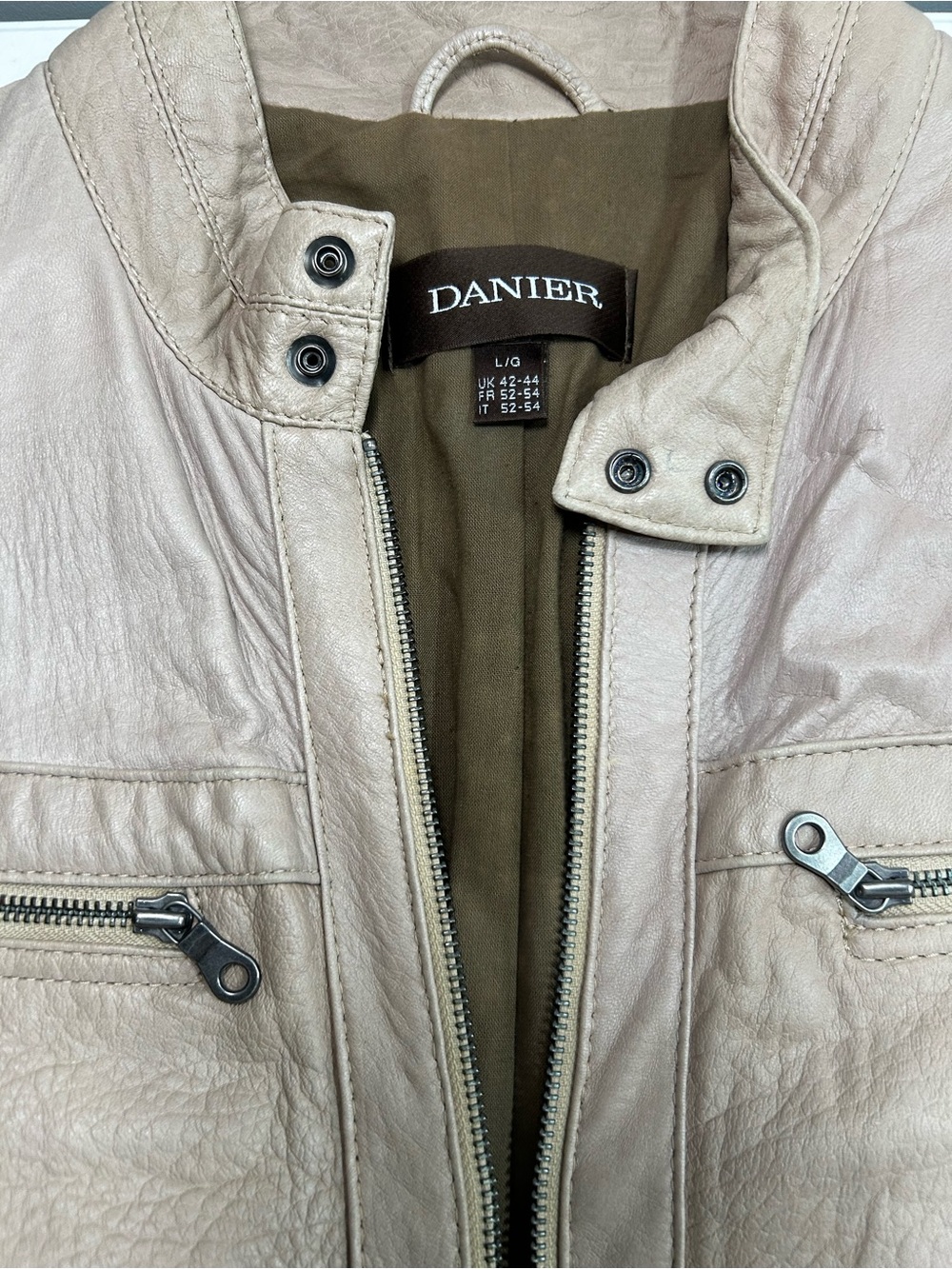 Danier Men's Light Cream Leather Bomber Jacket